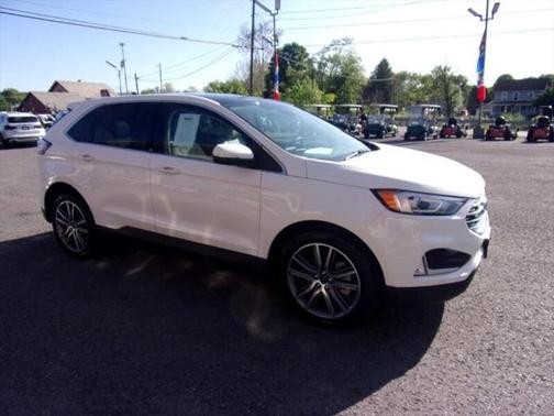2021 Ford Edge Titanium