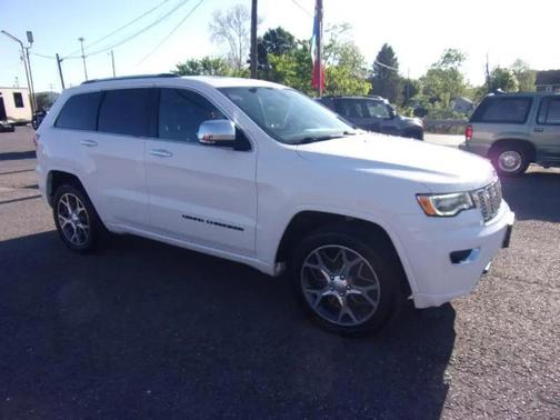 White 2020 Jeep Grand Cherokee Overland