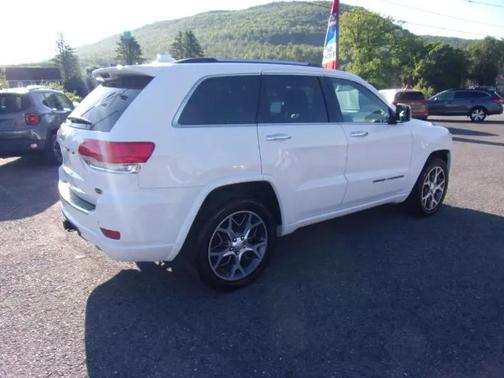 White 2020 Jeep Grand Cherokee Overland