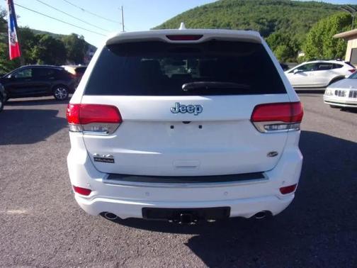 White 2020 Jeep Grand Cherokee Overland