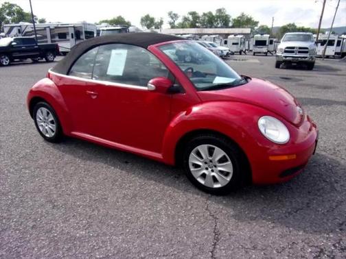 2009 Volkswagen New Beetle S