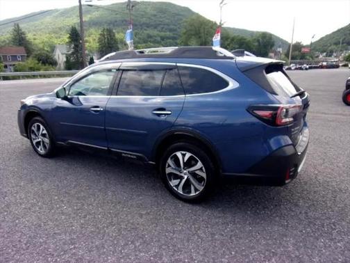 2021 Subaru Outback Touring