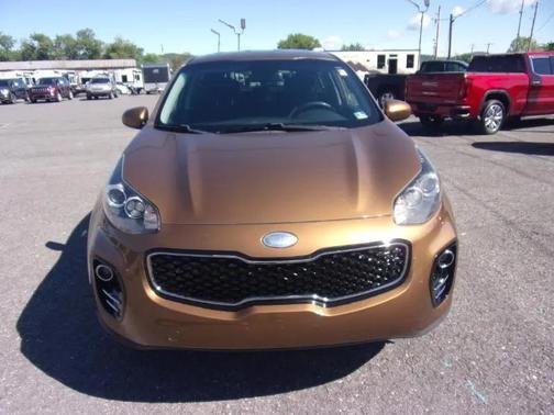 Brown 2018 Kia Sportage LX