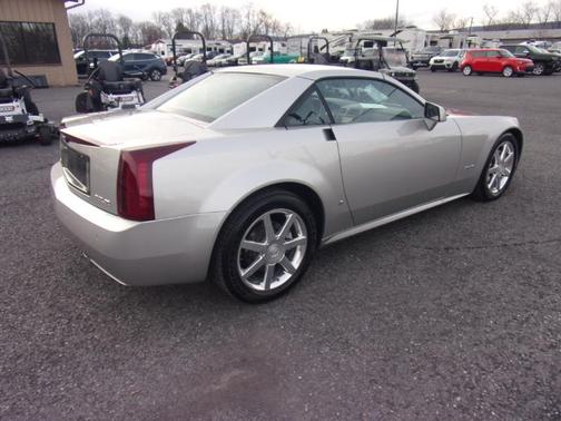 2006 Cadillac XLR Base