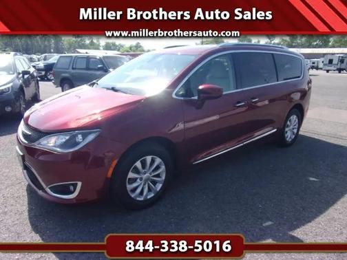 Burgundy 2019 Chrysler Pacifica Touring L