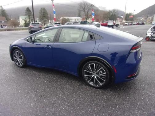 2024 Toyota Prius XLE