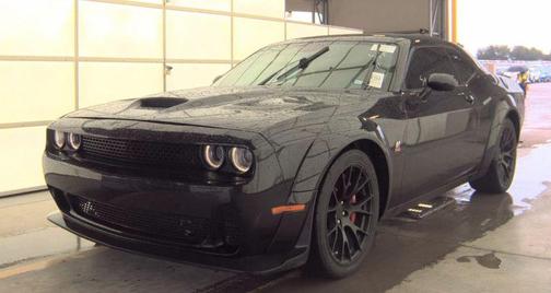 Pitch Black Clearcoat 2022 Dodge Challenger R/T Scat Pack Widebody