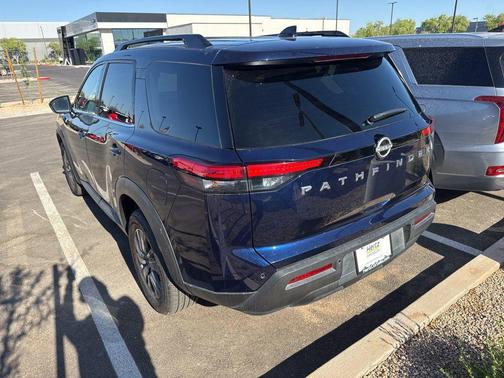 Deep Ocean Blue Pearl 2025 Nissan Pathfinder SV FWD
