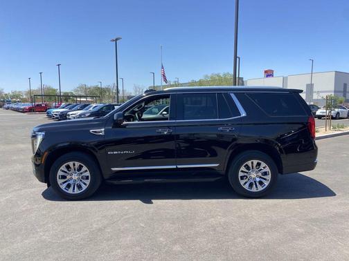 Onyx Black 2025 GMC Yukon Denali