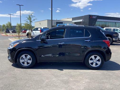 Mosaic Black 2019 Chevrolet Trax LT