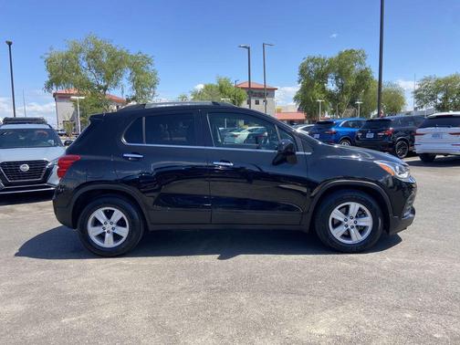 Mosaic Black 2019 Chevrolet Trax LT