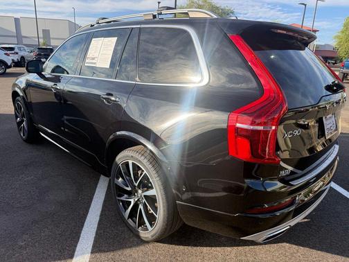 Onyx Black Metallic 2019 Volvo XC90 T6 Momentum