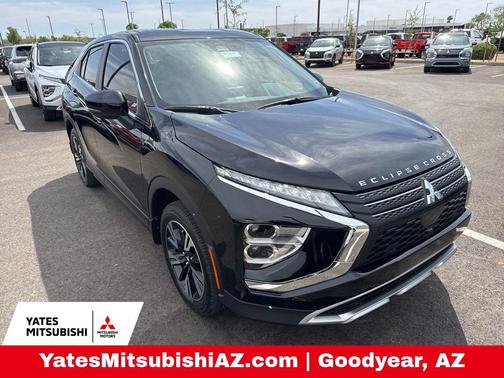 Labrador Black Pearl 2026 Mitsubishi Eclipse Cross SE
