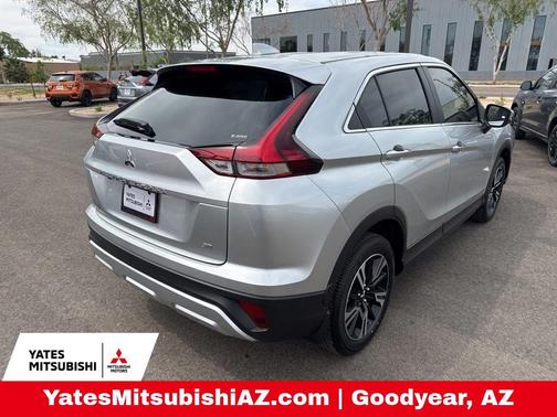 Silver Alloy 2026 Mitsubishi Eclipse Cross SE