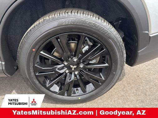 Silver Alloy 2026 Mitsubishi Eclipse Cross LE