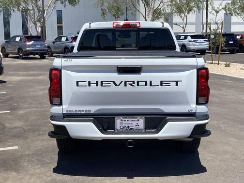 Summit White 2024 Chevrolet Colorado LT
