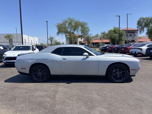 Triple Nickel Clearcoat 2023 Dodge Challenger SXT