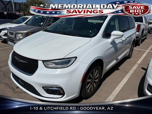 Bright White Clearcoat 2021 Chrysler Pacifica Touring L
