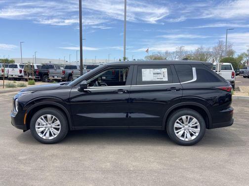 2026 Mitsubishi Outlander ES S-AWC