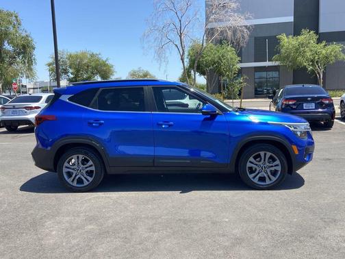 Neptune Blue 2021 Kia Seltos S