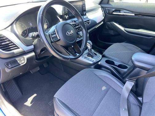 Neptune Blue 2021 Kia Seltos S