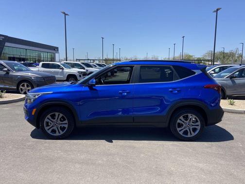 Neptune Blue 2021 Kia Seltos S