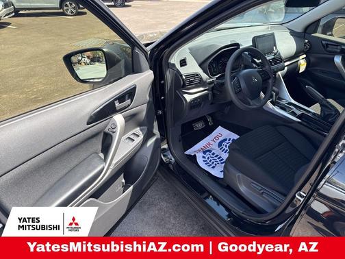 Labrador Black Pearl 2026 Mitsubishi Eclipse Cross ES