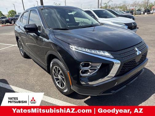 Labrador Black Pearl 2026 Mitsubishi Eclipse Cross ES