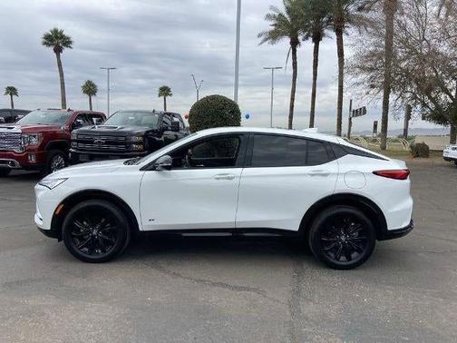 Summit White 2025 Buick Envista Sport Touring FWD