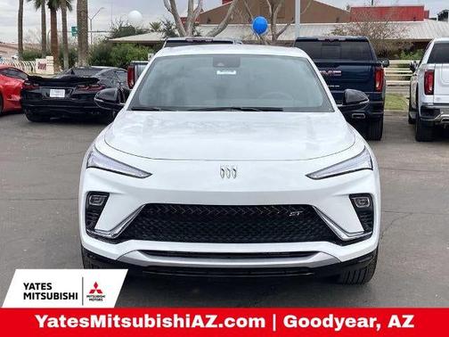 Summit White 2025 Buick Envista Sport Touring FWD