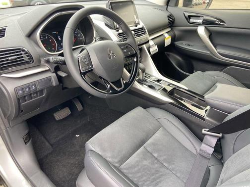 Silver Alloy 2026 Mitsubishi Eclipse Cross SE