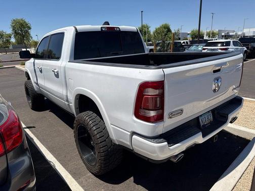 Ivory White Tri-Coat Pearlcoat 2019 RAM 1500 Longhorn
