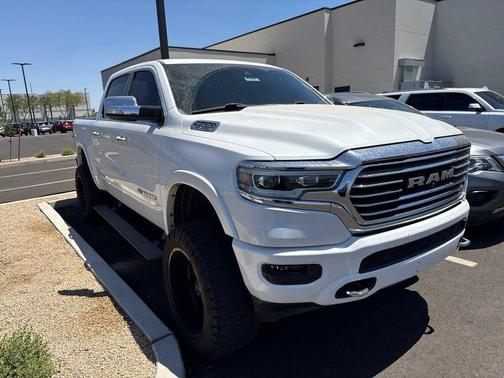 Ivory White Tri-Coat Pearlcoat 2019 RAM 1500 Longhorn