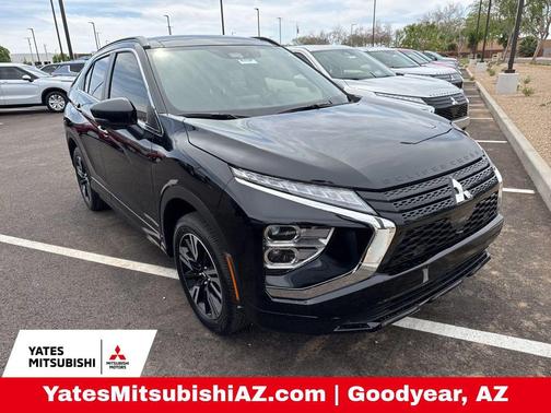 Labrador Black Pearl 2026 Mitsubishi Eclipse Cross SEL