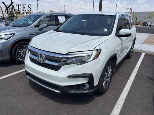 White Diamond Pearl 2019 Honda Pilot EX