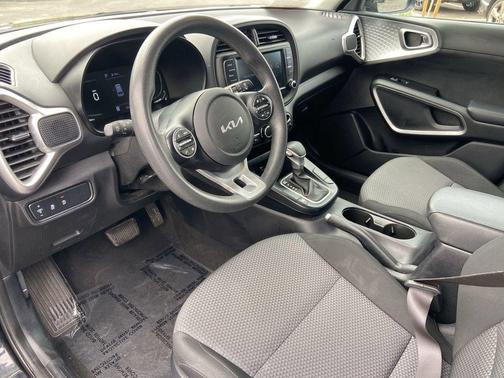 Fusion Black 2023 Kia Soul LX
