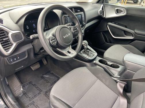 Fusion Black 2023 Kia Soul LX