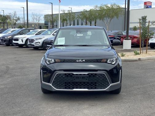 Fusion Black 2023 Kia Soul LX