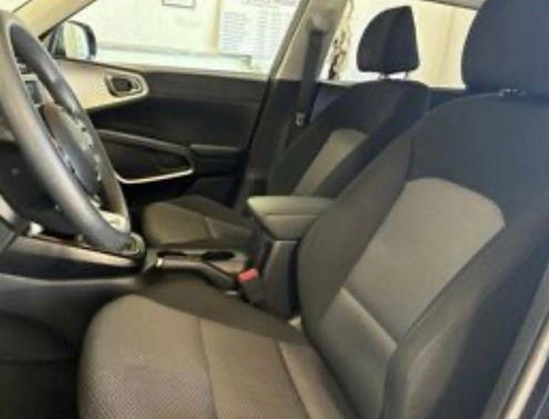 Fusion Black 2023 Kia Soul LX