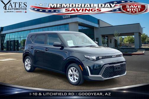 Fusion Black 2023 Kia Soul LX