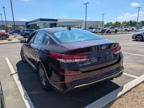Sangria 2020 Kia Optima LX