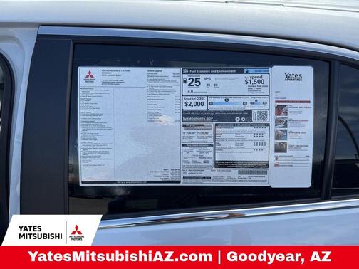 Diamond White 2026 Mitsubishi Eclipse Cross SE