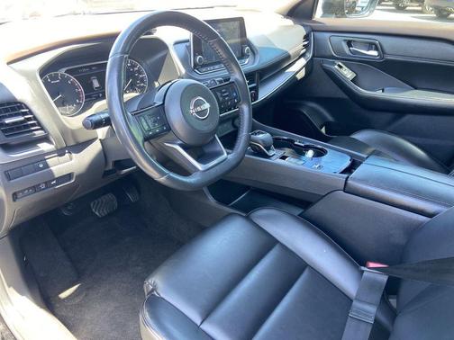 Super Black 2023 Nissan Rogue SV