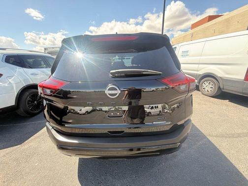 Super Black 2023 Nissan Rogue SV