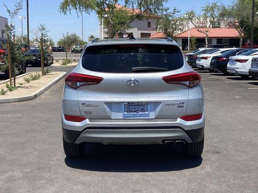 Molten Silver 2018 Hyundai TUCSON Limited