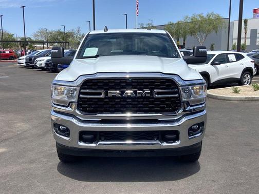 Bright White Clearcoat 2024 RAM 2500 Big Horn Crew Cab 4x4 6'4' Box