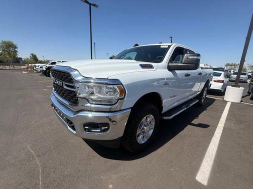 Bright White Clearcoat 2024 RAM 2500 Big Horn Crew Cab 4x4 6'4' Box