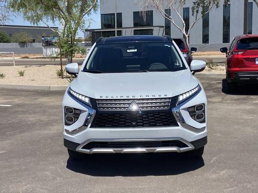Diamond White 2026 Mitsubishi Eclipse Cross SE