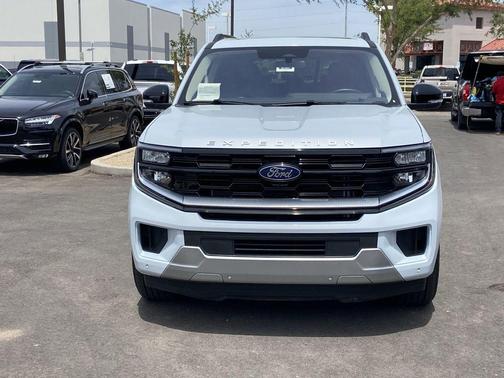 SPACE SILVER METALLIC 2025 Ford Expedition Platinum