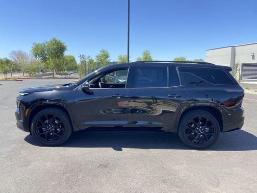 Mosaic Black Metallic 2024 Chevrolet Traverse RS